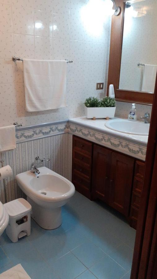 Casa Vacanze Chiara Terrasini Buitenkant foto