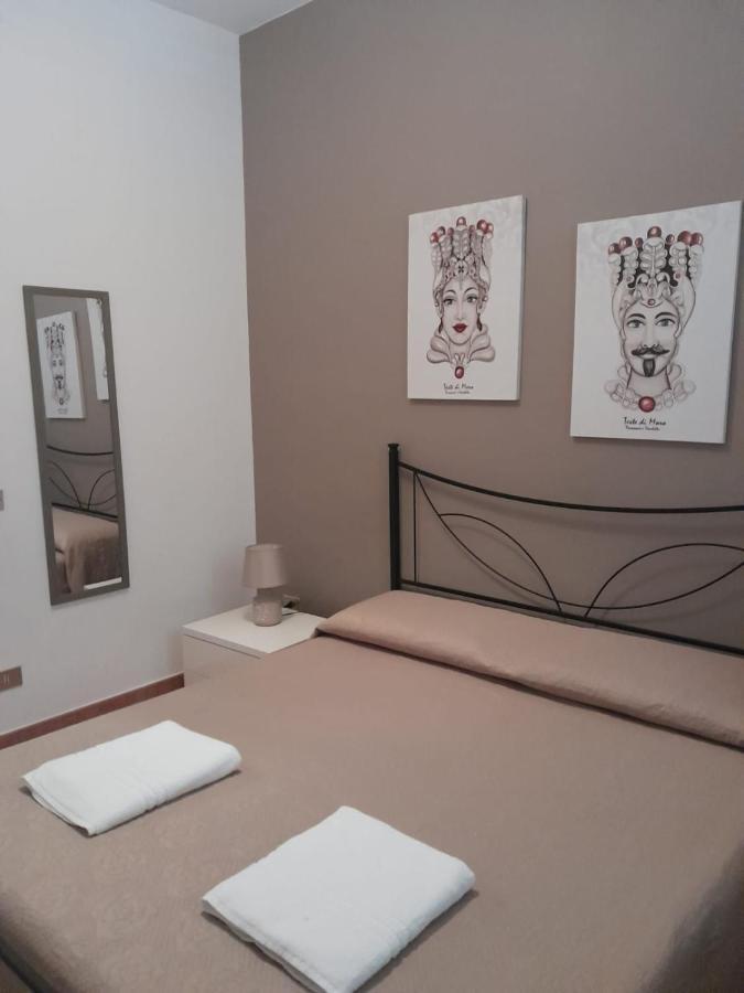 Casa Vacanze Chiara Terrasini Buitenkant foto
