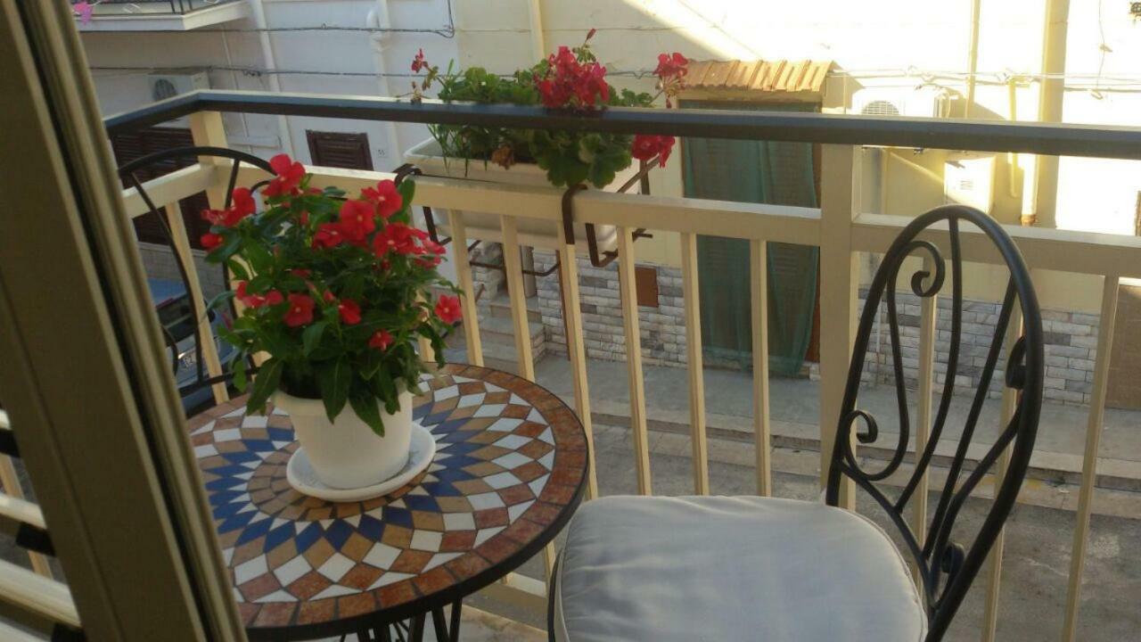 Casa Vacanze Chiara Terrasini Buitenkant foto