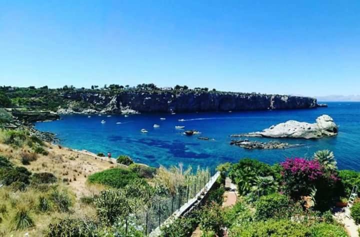 Casa Vacanze Chiara Terrasini Buitenkant foto